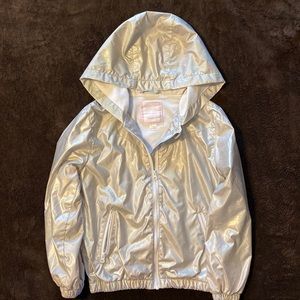 Gymboree girls hooded, lined rain jacket with zipped pockets